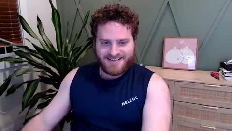 Snapshot of djr818 chatting on February 1, 7:26 am Alpha Dazza online show from February 1, 7:26 am