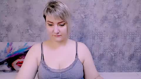 djullia online show from September 18, 5:42 am