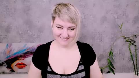 djullia online show from December 4, 5:17 am