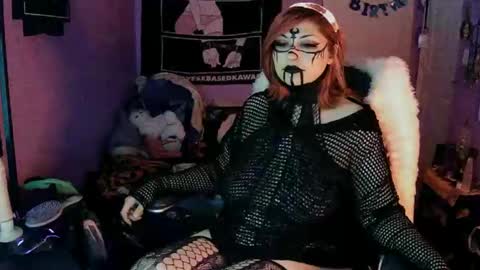 Xedilian online show from May 12, 4:53 am