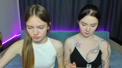 Snapshot of do_dick chatting on December 8, 5:50 am Polly and Kiriko online show from December 8, 5:50 am