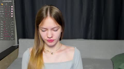 Snapshot of do_dick chatting on December 28, 11:16 pm Polly and Kiriko online show from December 28, 11:16 pm