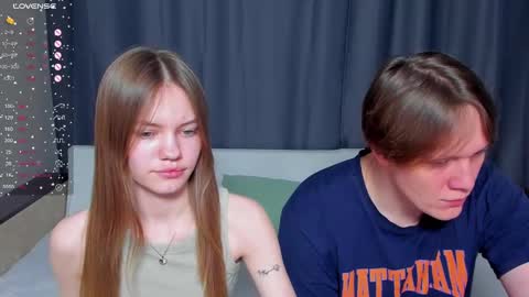 Snapshot of do_dick chatting on February 11, 4:44 am Polly and Kiriko online show from February 11, 4:44 am