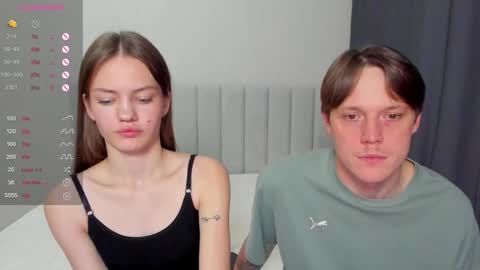 Snapshot of do_dick chatting on October 3, 7:33 pm Polly and Kiriko online show from October 3, 7:33 pm