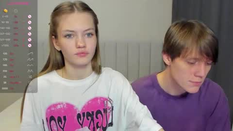 Snapshot of do_dick chatting on October 24, 12:19 am Polly and Kiriko online show from October 24, 12:19 am