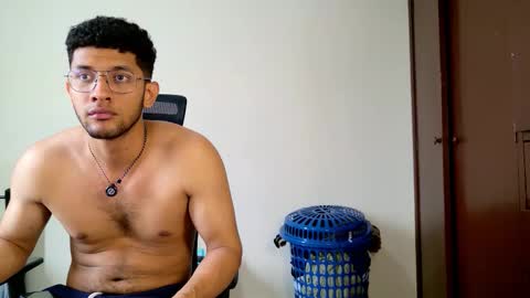 Snapshot of doc_clark chatting on March 23, 3:16 pm Jm online show from March 23, 3:16 pm