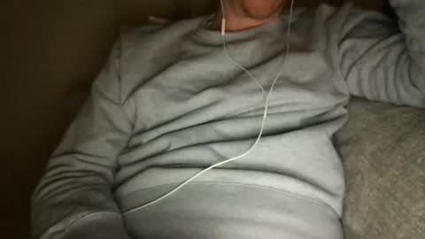 doctor_luv_69 online show from May 1, 8:24 pm