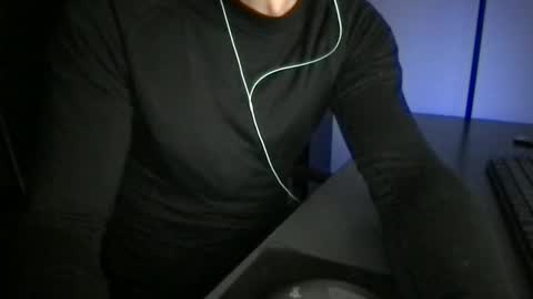 doctor_luv_69 online show from May 8, 9:53 pm
