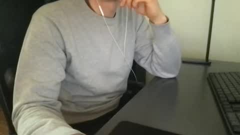 doctor_luv_69 online show from May 14, 11:28 am