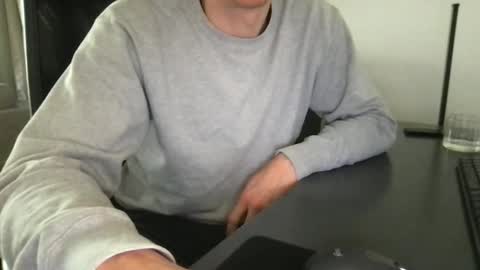 doctor_luv_69 online show from May 18, 5:57 am