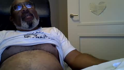 Snapshot of dofrank969 chatting on July 4, 12:50 am dofrank969 online show from July 4, 12:50 am