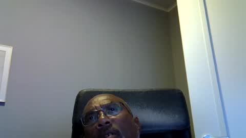 Snapshot of dofrank969 chatting on July 31, 9:36 pm dofrank969 online show from July 31, 9:36 pm