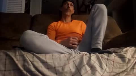 Snapshot of dogbone999081 chatting on October 28, 9:57 am dogbone999081 online show from October 28, 9:57 am