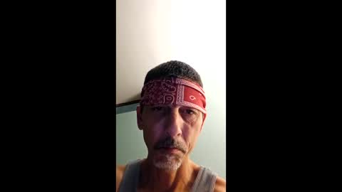 Snapshot of dogbone999081 chatting on November 17, 3:45 am dogbone999081 online show from November 17, 3:45 am