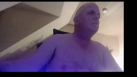 doggy2629 online show from May 8, 8:14 pm