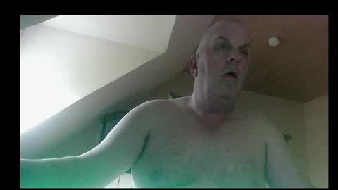 doggy2629 online show from May 14, 6:20 am