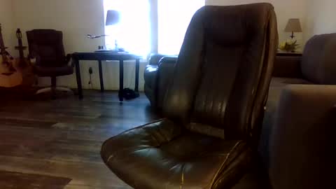 Snapshot of dogluc7 chatting on October 31, 7:26 pm dogluc7 online show from October 31, 7:26 pm