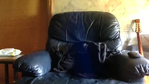 dogstarmanitee online show from April 7, 1:17 am