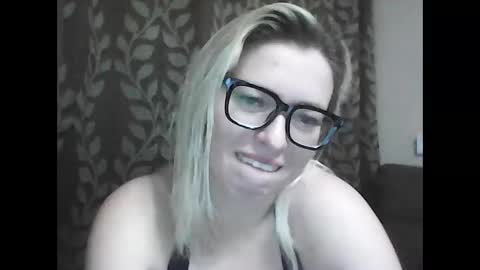 dolce_tempt online show from December 15, 6:56 pm