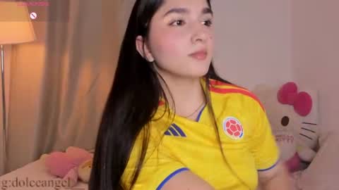 Snapshot of dolceangel__ chatting on July 4, 2:51 am Blair online show from July 4, 2:51 am