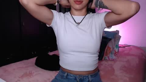 dolceclown_ online show from February 26, 5:20 am