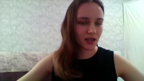 dolcezza_ online show from May 7, 10:42 am