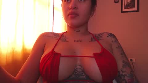 doll_and_thebrown online show from October 19, 5:13 pm