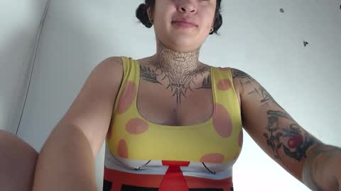 doll_and_thebrown online show from December 19, 11:39 am