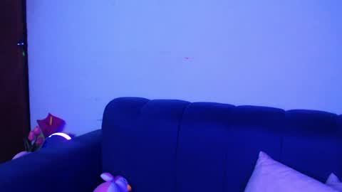 doll_and_thebrown online show from May 21, 12:50 am
