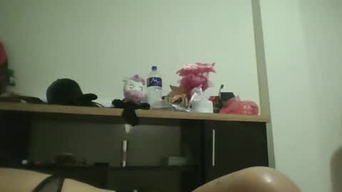 Snapshot of doll_dollys_ chatting on March 26, 11:43 pm doll_dollys_ online show from March 26, 11:43 pm