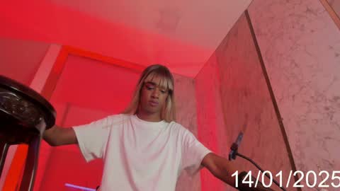 Snapshot of doll_isaa chatting on January 14, 8:31 am ISA DOLL online show from January 14, 8:31 am