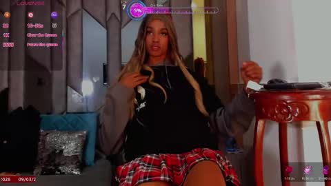 Snapshot of doll_isaa chatting on March 9, 1:37 pm ISA DOLL online show from March 9, 1:37 pm