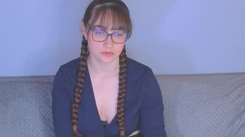 Tessa online show from May 13, 8:34 am