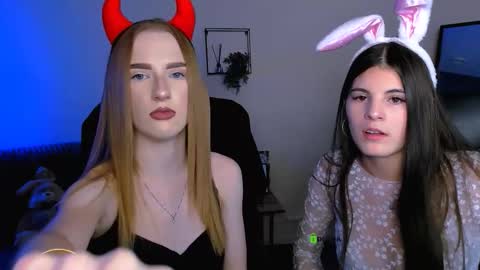 doll_vey online show from September 12, 1:11 pm