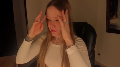 You can call me Pretty  online show from December 3, 8:56 am