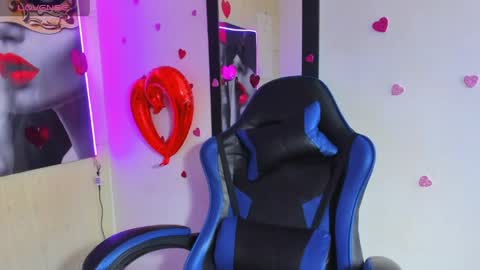 dolly_boob online show from June 5, 6:52 am