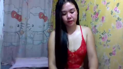 Snapshot of dolly_cute28 chatting on December 5, 1:03 am dolly_cute28 online show from December 5, 1:03 am