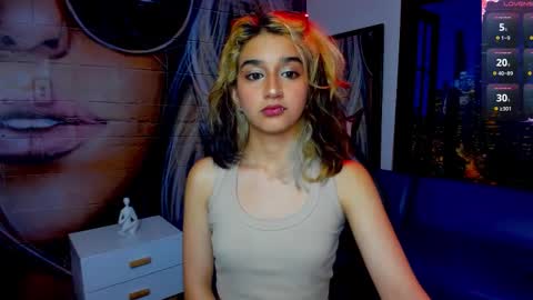 Snapshot of dolly_pocket chatting on March 11, 8:59 pm Dolly pocket online show from March 11, 8:59 pm