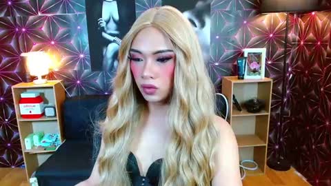 dolly_sweet_sabrina online show from February 23, 7:28 pm