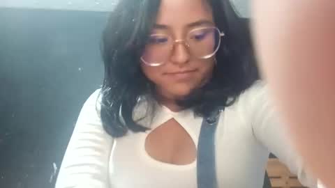 Snapshot of dollywdoll chatting on September 17, 3:08 am dollywdoll online show from September 17, 3:08 am