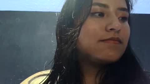 Snapshot of dollywdoll chatting on December 2, 12:49 am dollywdoll online show from December 2, 12:49 am