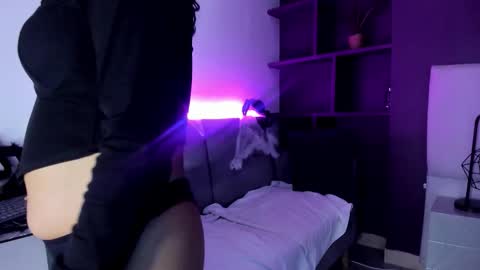 DollyWood  online show from October 18, 8:31 pm