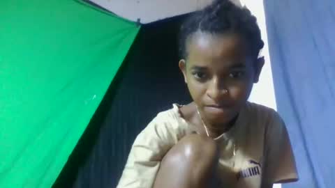 Snapshot of doloresslu chatting on March 3, 7:36 am doloresslu online show from March 3, 7:36 am