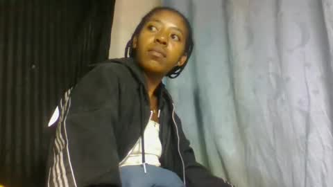 Snapshot of doloresslu chatting on March 6, 10:34 am doloresslu online show from March 6, 10:34 am