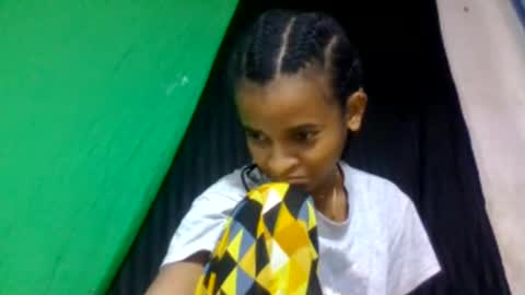 Snapshot of doloresslu chatting on March 13, 7:09 pm doloresslu online show from March 13, 7:09 pm