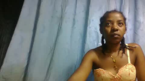 Snapshot of doloresslu chatting on March 21, 8:08 am doloresslu online show from March 21, 8:08 am