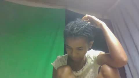 Snapshot of doloresslu chatting on March 31, 5:41 am doloresslu online show from March 31, 5:41 am