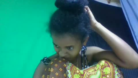 Snapshot of doloresslu chatting on April 2, 6:16 pm doloresslu online show from April 2, 6:16 pm