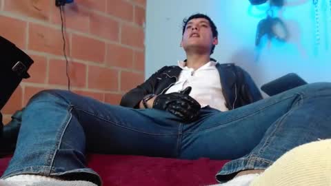 Diego Castell online show from October 14, 9:37 pm