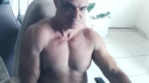 dom_sexx online show from January 9, 4:10 pm